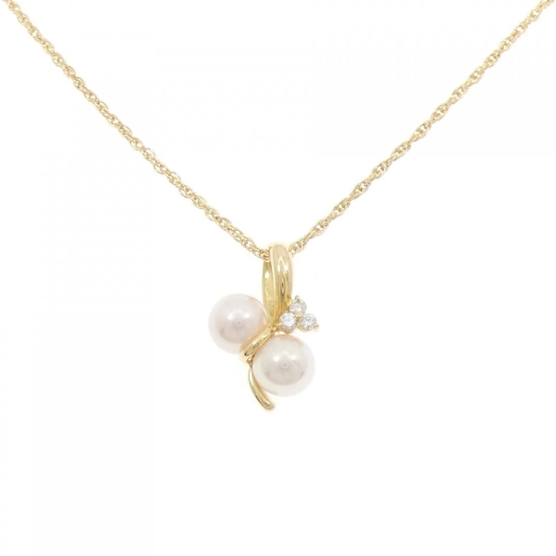K18YG AKOYA PEARL NECKLACE: K18YG Akoya Pearl Necklace Brand: Unbranded Type/Style: Akoya Pearl Necklace Material: 18K Yellow Gold, Main Stone/Creation Akoya Pearl Secondary Stone Diamond Color: Yellow Gold Size: Actual Size