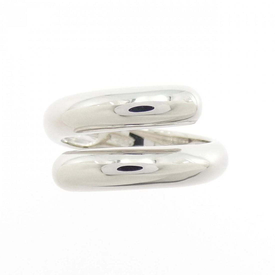 PT900 RING: PT900 ring Brand: Unbranded Type/Style: Ring Material: PT900, Color: Silver Size: US 6 1/2 Accessories: None Accessories Notice: When purchasing pre-owned goods, please refer to the photos of the