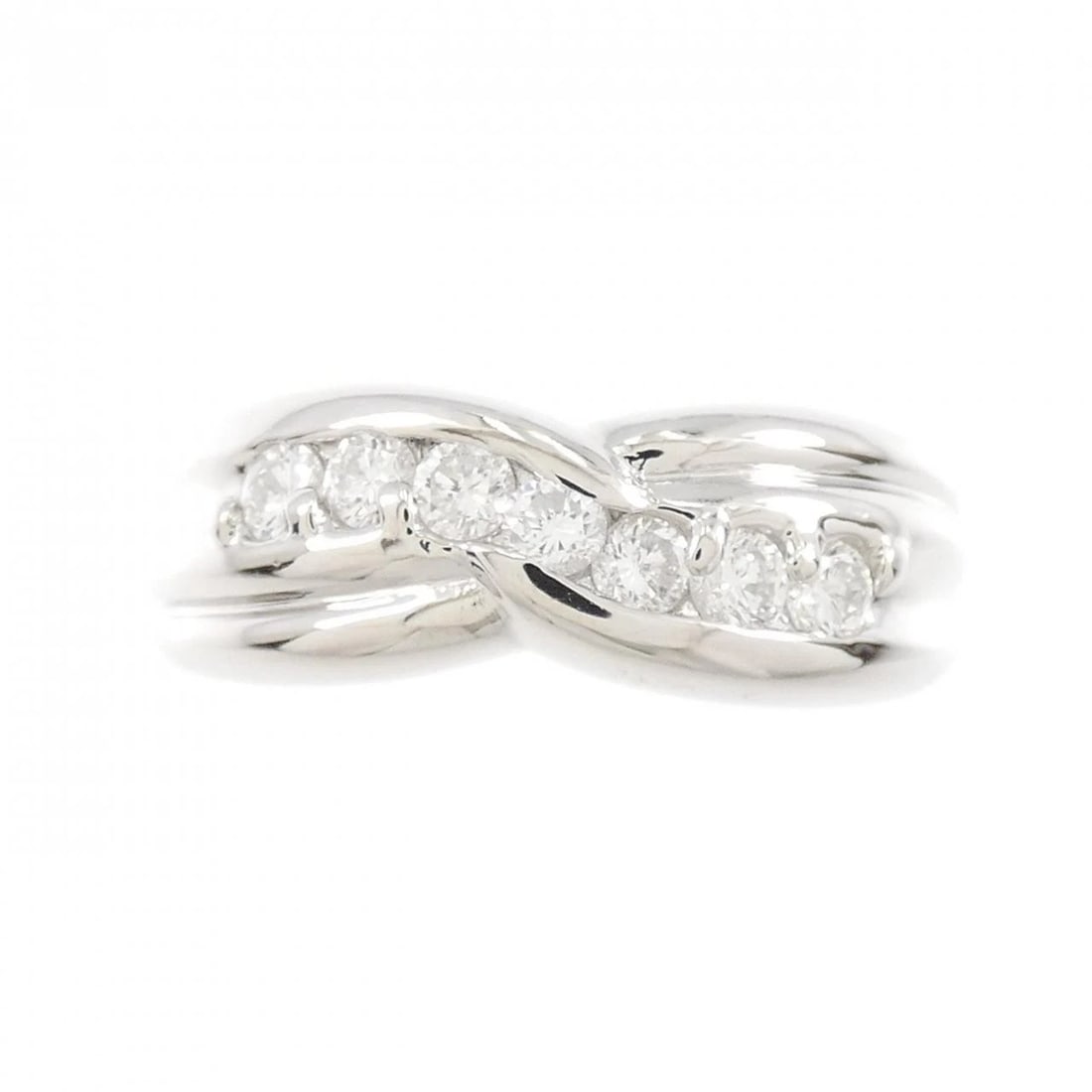 PT900 DIAMOND RING: PT900 Diamond Ring Brand: Unbranded Type/Style: Diamond ring Material: PT900, Main Stone/Creation Natural Color: Silver Size: US 5 1/4 Accessories: None Accessories Notice: When purchasing pre-owned