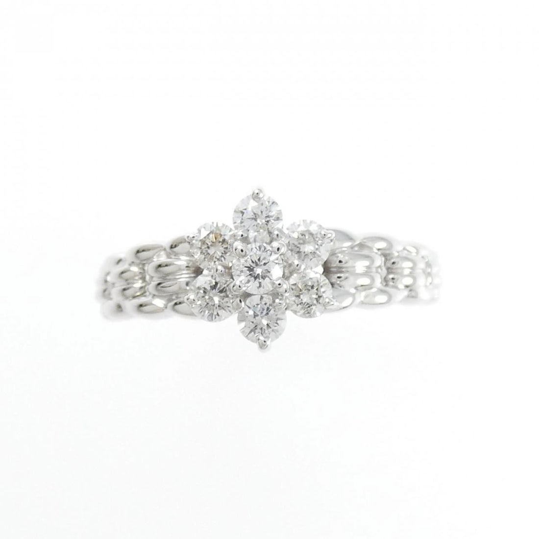 K18WG FLOWER DIAMOND RING - 2