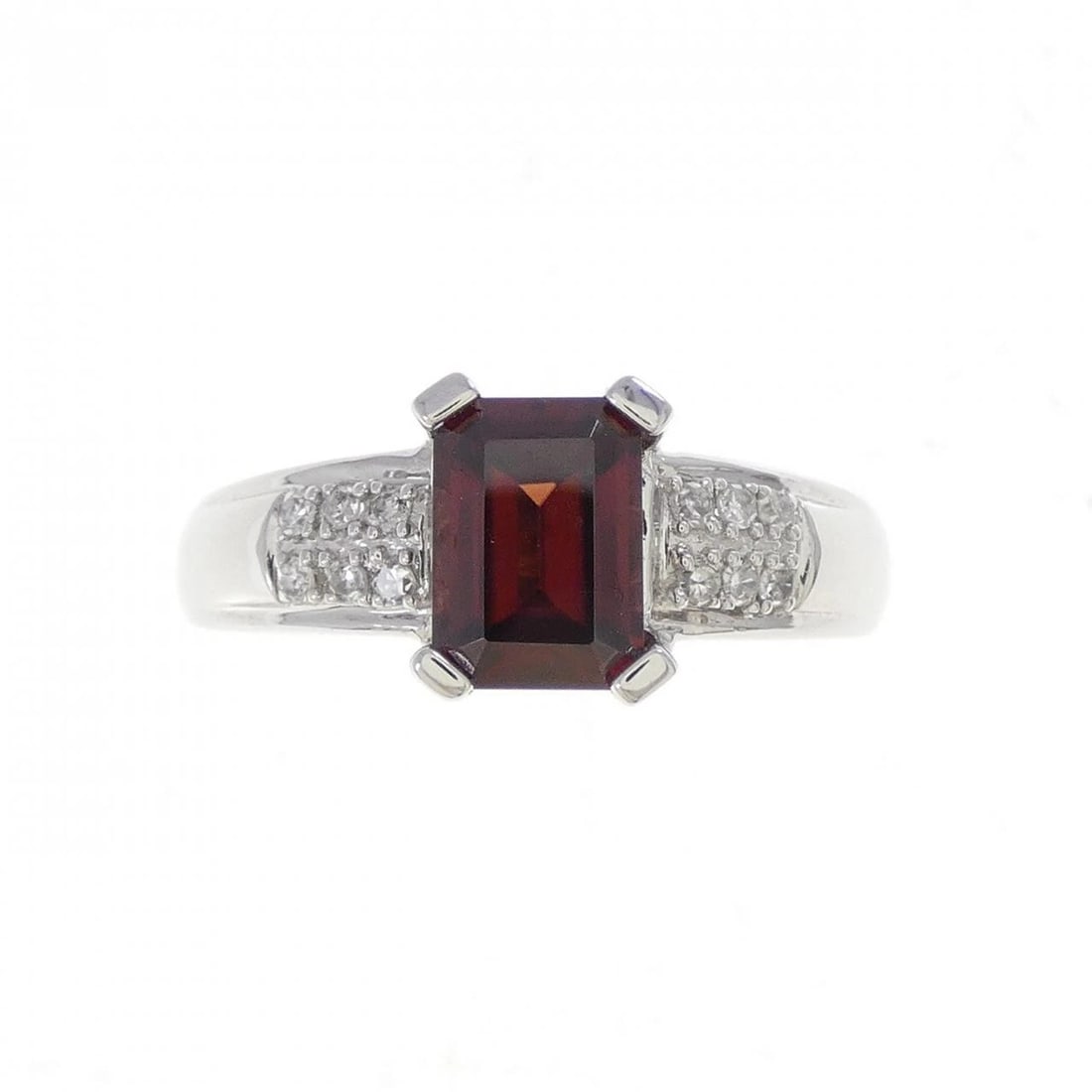 K18WG ZIRCON RING: K18WG zircon ring Brand: Unbranded Type/Style: Zircon Ring Material: K18WG, Main Stone/Creation Luco Secondary Stone diamond Color: White Gold Size: US 6 1/2 Accessories: None Accessories Notice: