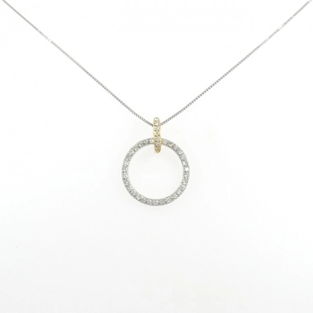 PT900/K18YG/PT850 DIAMOND NECKLACE: PT900/K18YG/PT850 Diamond Necklace Brand: Unbranded Type/Style: Diamond Necklace Material: PT900/K18YG/PT850, Main Stone/Creation Natural Color: Silver,YG Size: 45cm Actual Size Pendant length
