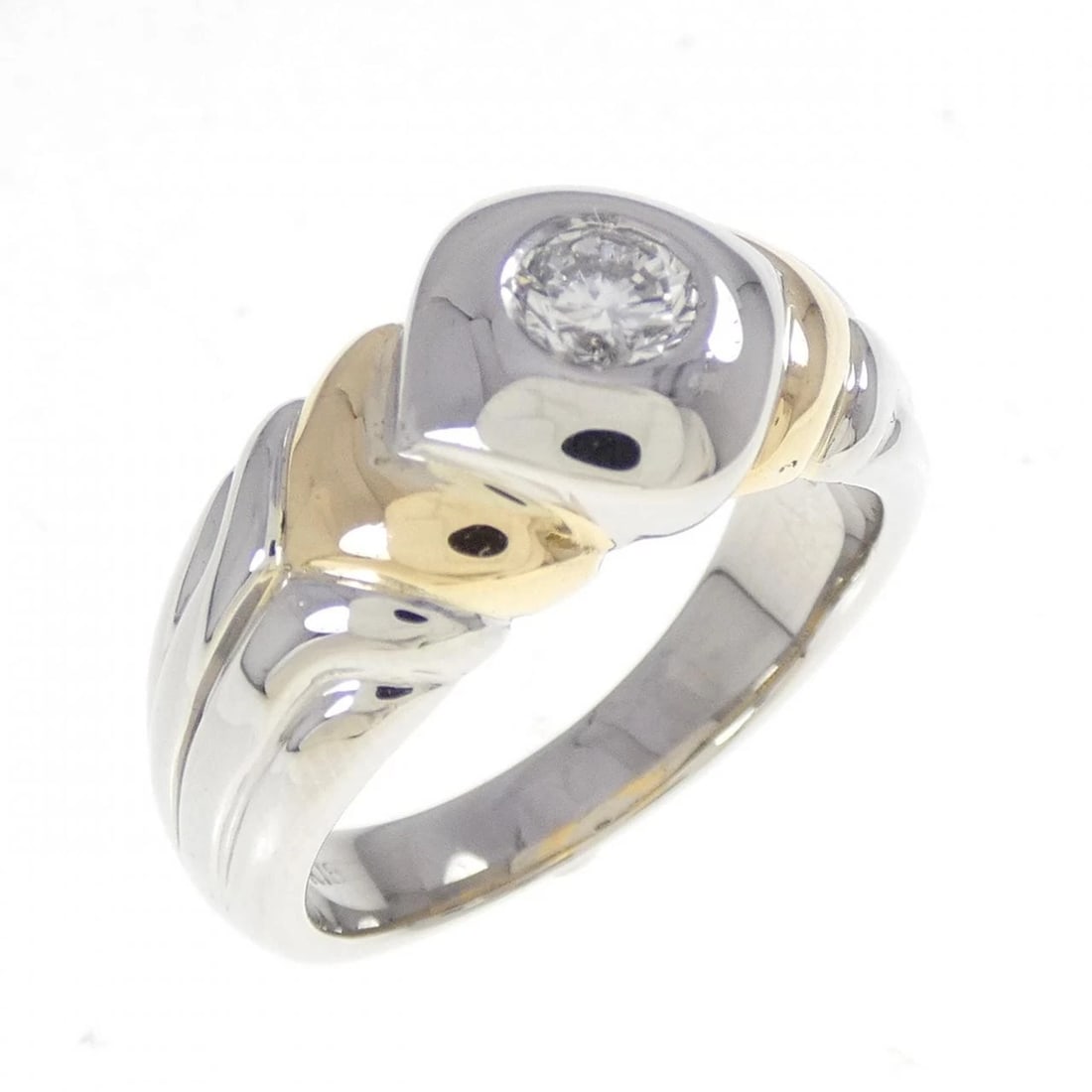 PT900/K18YG DIAMOND RING: PT900/K18YG Diamond Ring Brand: Unbranded Type/Style: Diamond Ring Material: PT900/K18YG, Main Stone/Creation Natural Color: YG,Silver Size: US 8 1/2 Accessories: None Accessories Notice: When