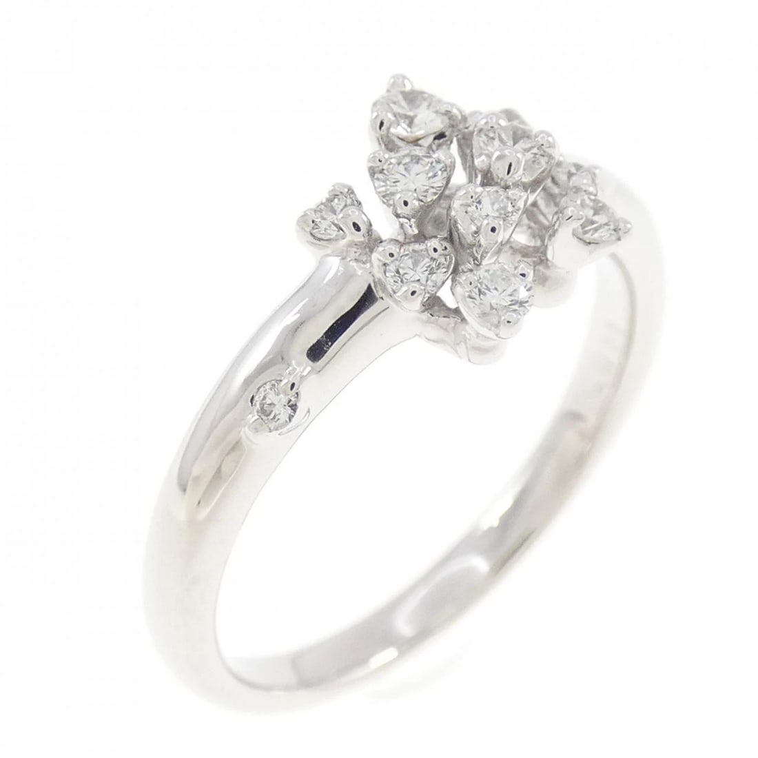 K18WG DIAMOND RING: K18WG Diamond Ring Brand: Unbranded Type/Style: Diamond Ring Material: K18WG, Main Stone/Creation Natural Color: WG Size: US 6 1/2 Accessories: None Accessories Notice: When purchasing pre-owned