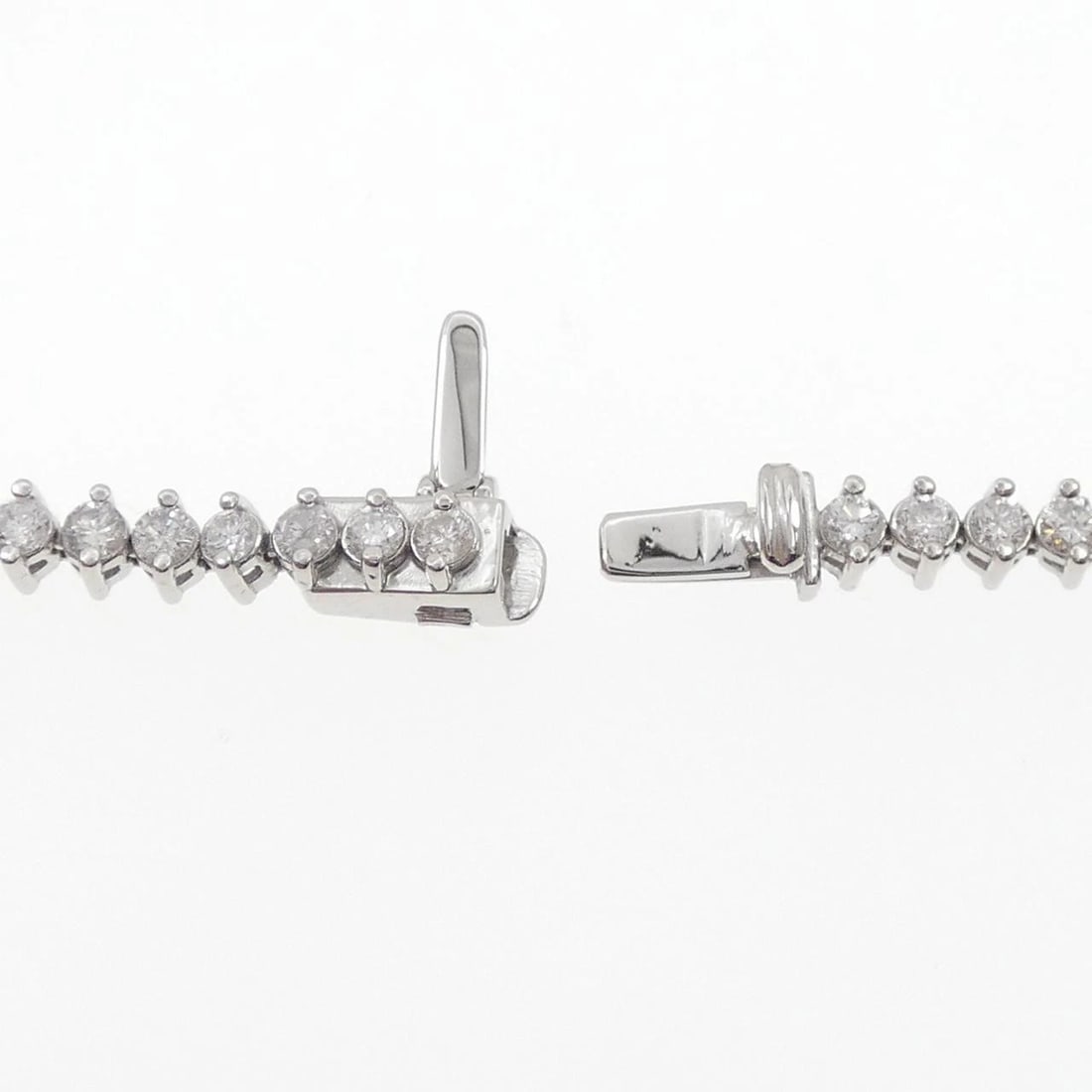 PT850 DIAMOND BRACELET - 4