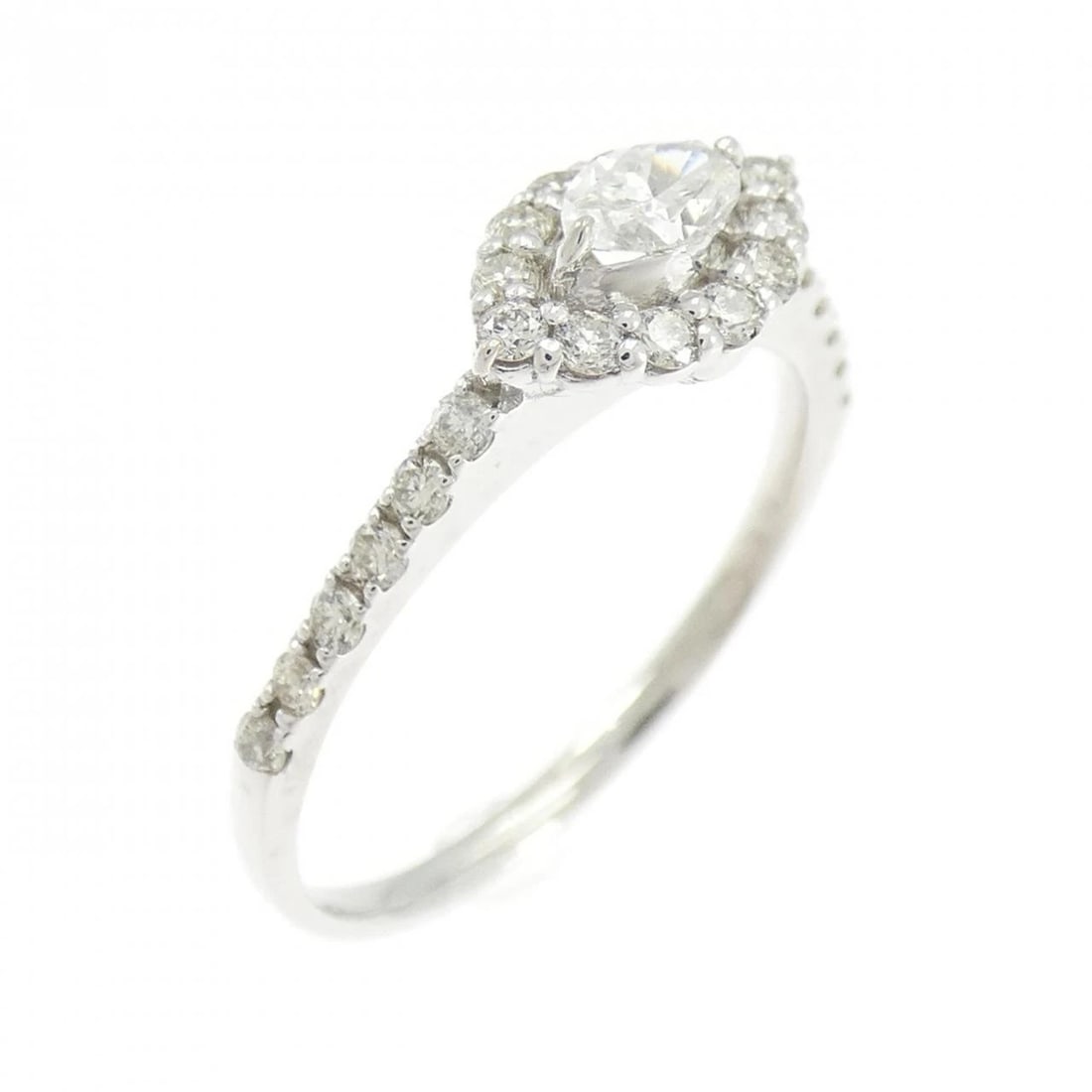 PT900 DIAMOND RING: PT900 Diamond Ring Brand: Unbranded Type/Style: Diamond Ring Material: Platinum900, Main Stone/Creation Natural Color: Platinum Size: US 6 1/2 Accessories: None Accessories Notice: When purchasing