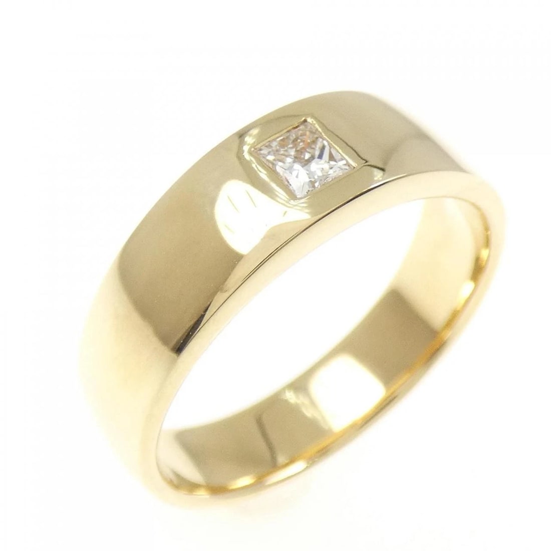 K18YG DIAMOND RING: K18YG Diamond Ring Brand: Unbranded Type/Style: Diamond Ring Material: K18YG, Main Stone/Creation Natural Color: YG Size: US 6 1/2 Accessories: None Accessories Notice: When purchasing pre-owned