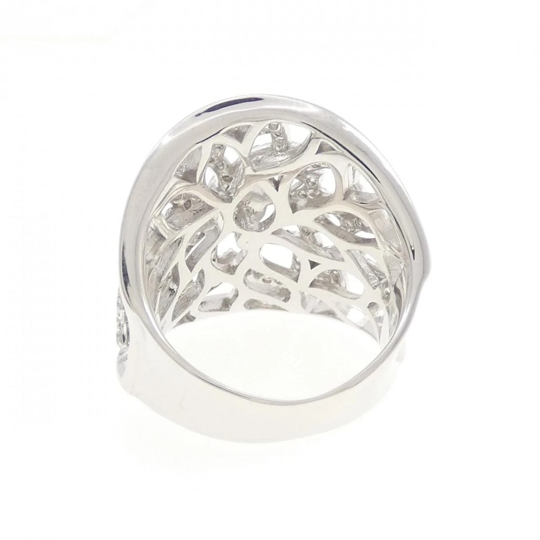 K18WG FLOWER DIAMOND RING - 3