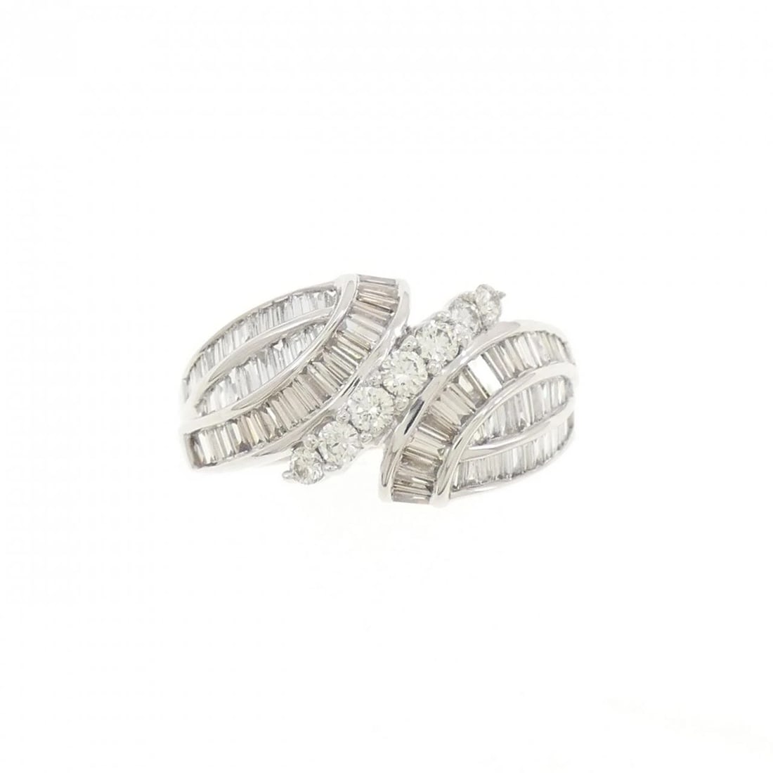K18WG DIAMOND RING - 2