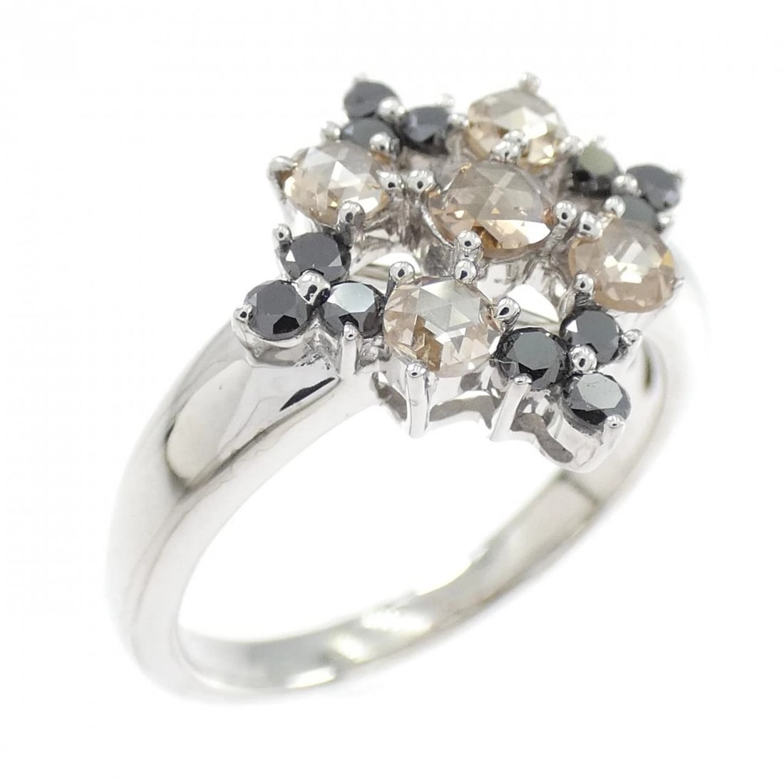 K18WG DIAMOND RING: K18WG Diamond Ring Brand: Unbranded Type/Style: Diamond Ring Material: K18WG, Main Stone/Creation Natural Color: WHITE GOLD Size: 40CM Actual Size Pendant length approx. x width approx.: 27.1mmx3.3mm