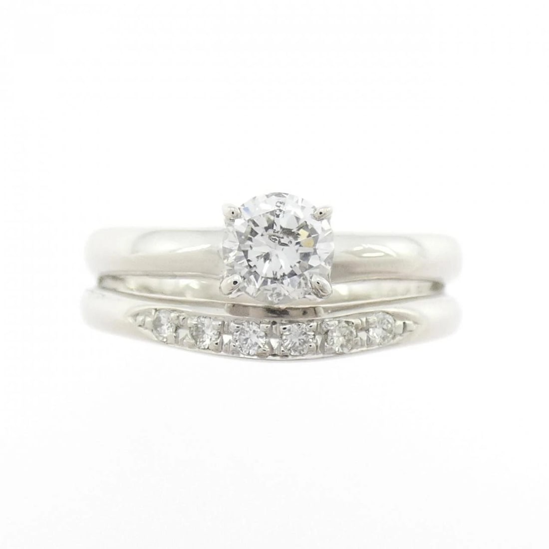 PT900 DIAMOND RING: PT900 Diamond Ring Brand: Unbranded Type/Style: Diamond Ring Material: PT900, Main Stone/Creation Natural Color: silver Size: US 6 1/4 Accessories: None Accessories Notice: When purchasing pre-owned