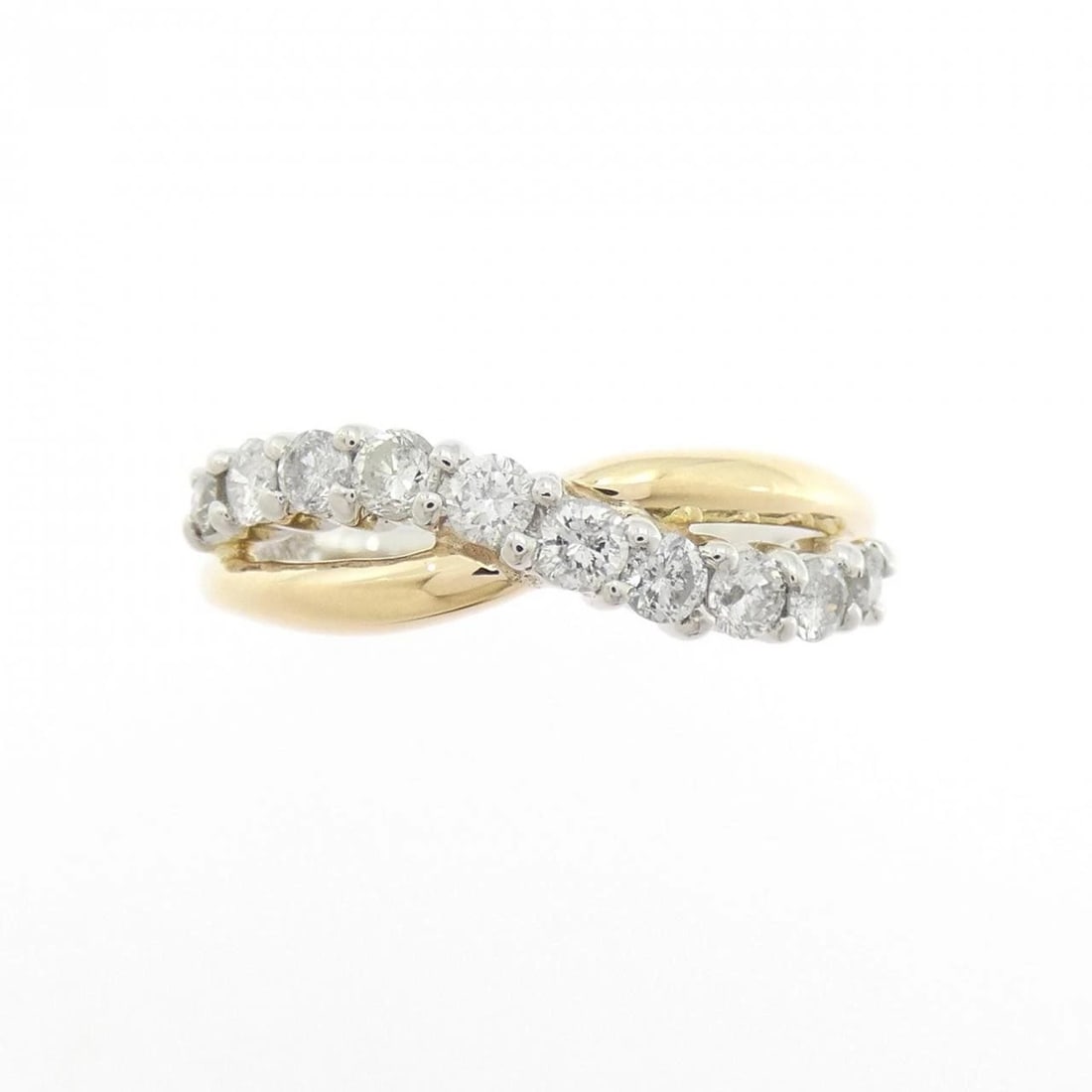 PT900/K18YG DIAMOND RING: PT900/K18YG Diamond Ring Brand: Unbranded Type/Style: Diamond Ring Material: Platinum90018K Yellow Gold, Main Stone/Creation Natural Color: Yellow GoldPlatinum Size: US 6 3/4 Accessories: None