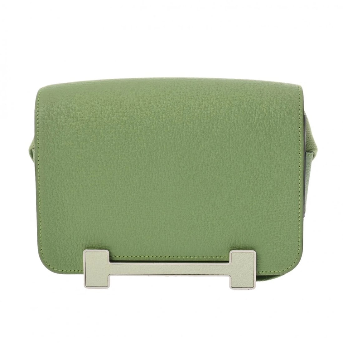 HERMES GETA SHAVE VEIL CRICKET SHOULDER BAG: HERMES Geta Shave Veil cricket Shoulder Bag Brand: HERMES Type/Style: Shoulder Bag Material: Shave Color: Veil cricket ? SilverMetal Size: H:about 5.7inch W:about 7.9inch D:about 2.6inch Accessories: