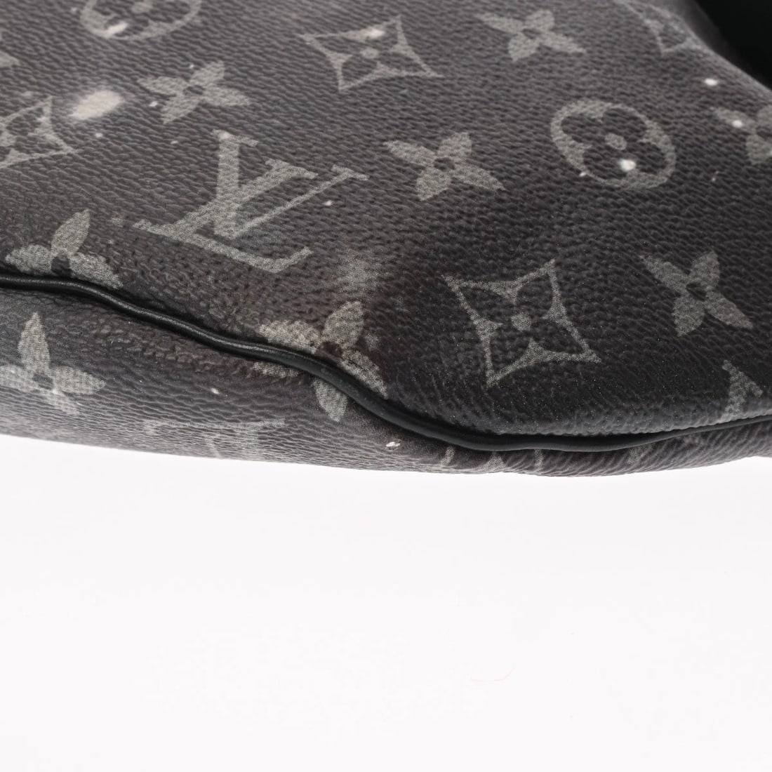 LOUIS VUITTON DISCOVERY BUM BAG MONOGRAM MONOGRAM CANVAS - 5