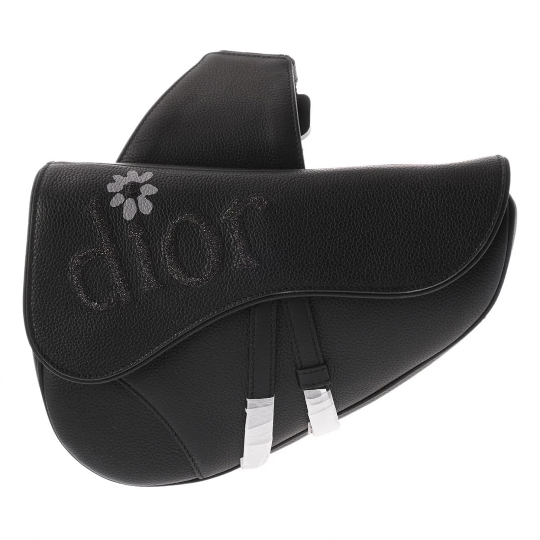 DIOR SADDLE BAG BLACK UNISEX HANDBAG: Dior Saddle Bag black unisex Handbag Brand: Dior Type/Style: Handbag Material: Grained calf Color: black Size: H:about 7.7inch (maximum) W:about 7.1inch (maximum) D:about 2.0inch (maximum)