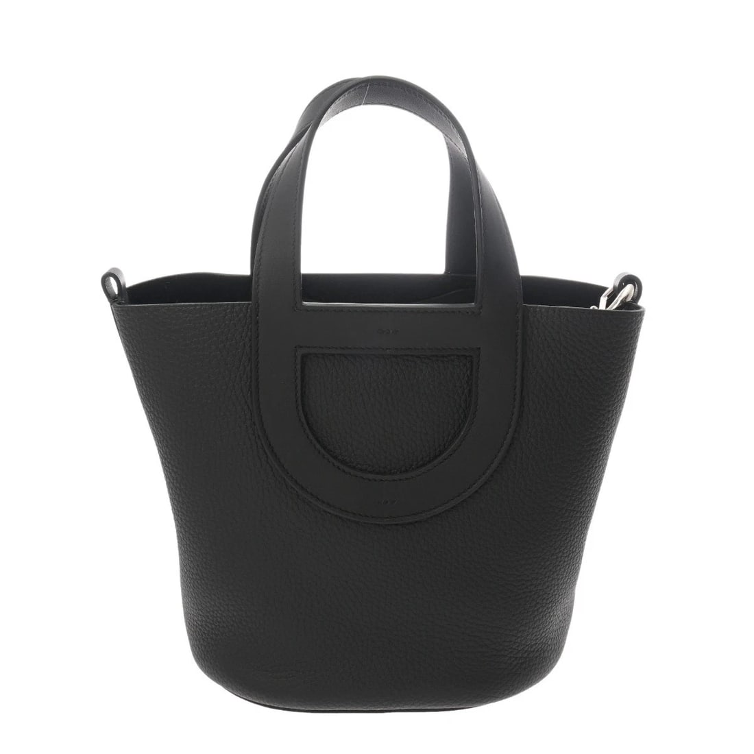 HERMES 18 TAURILLON CLEMENCE/VAUX SWIFT BLACK HANDBAG: HERMES 18 Taurillon Clemence/Vaux Swift black Handbag Brand: HERMES Type/Style: Handbag Material: Taurillon Clemence/Vaux Swift Color: black ? SilverMetal Size: H:about 7.9inch W:about 7.5inch (Bottom
