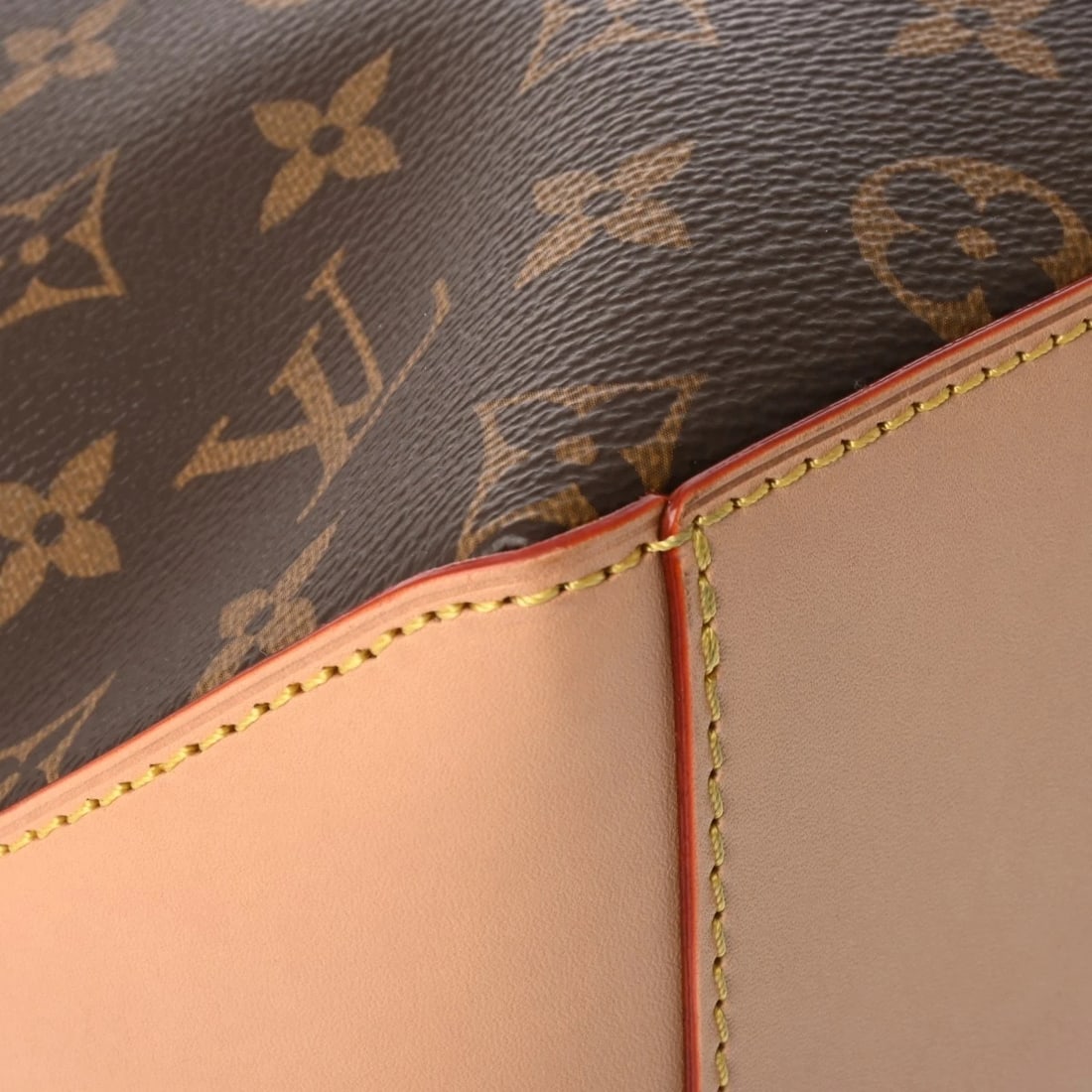 LOUIS VUITTON PIANO MONOGRAM - 6