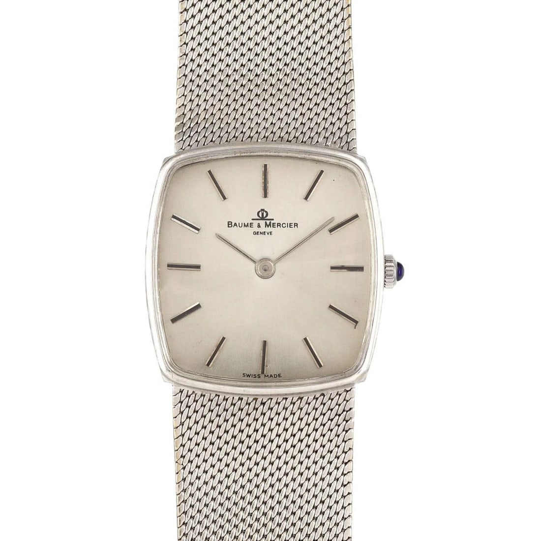 BAUME & MERCIER CLASSIC WG WATCH: Baume & Mercier Classic WG Watch Brand: Baume & Mercier Type/Style: Wrist watch Material: Case: White gold Bracelet: White gold Color: Dial color silver Size: Case diameter: 27x26mm Max wrist