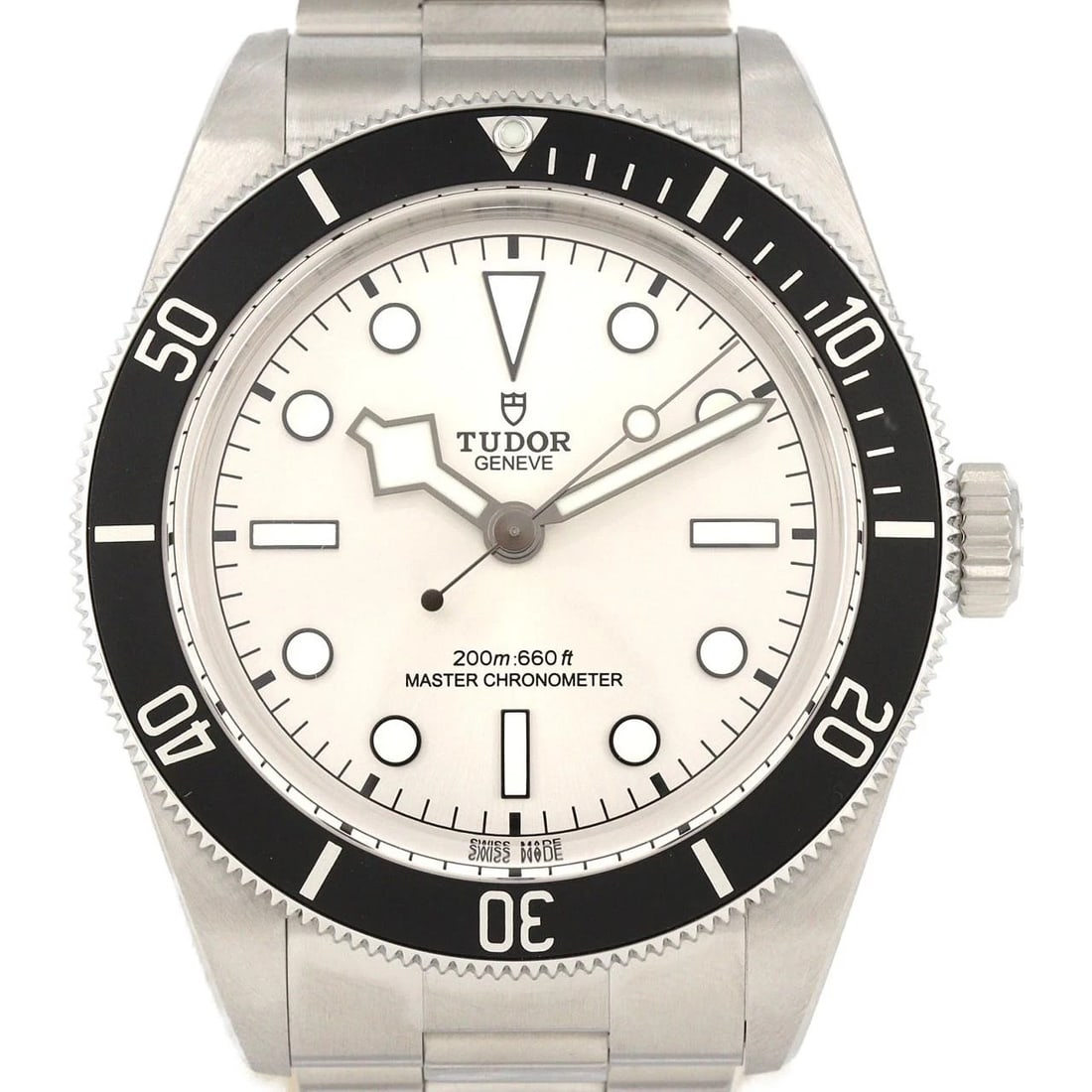 TUDOR BLACK STAINLESS STEEL MECHANICAL WATCH: Tudor Black Stainless Steel Mechanical Watch Brand: Tudor Type/Style: Wrist watch Material: Case: Stainless Steel Breath: Stainless Steel Color: Dial color silver Size: Case diameter: Approx. 43 mm