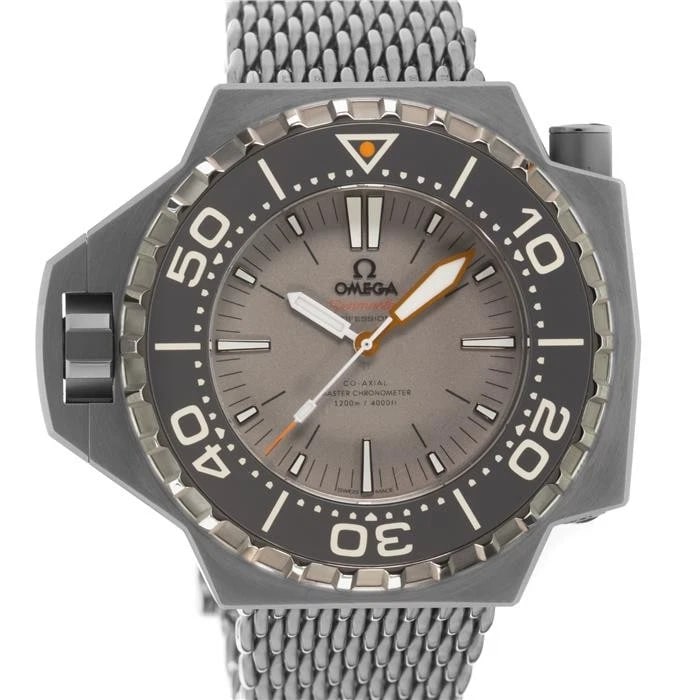 OMEGA SEAMASTER TITANIUM WATCH: Omega Seamaster Titanium Watch Brand: OMEGA Type/Style: Wristwatch Material: Case Material Titanium, Band Material Titanium Color: Case Color Silver, Dial color Gray, Band Color Silver Size: Case