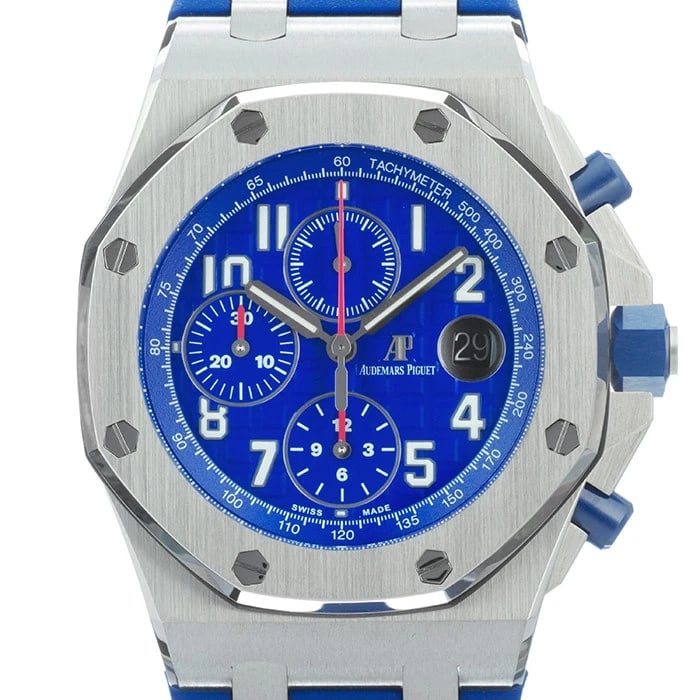 AUDEMARS PIGUET ROYAL OAK OFFSHORE CHRONOGRAPH WATCH: AUDEMARS PIGUET Royal Oak Offshore Chronograph Watch Brand: AUDEMARS PIGUET Type/Style: Wristwatch Material: Case Material Stainless Steel, Band Material Rubber Color: Case Color Silver, Dial color