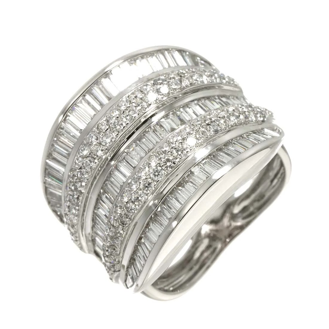 DIAMOND RING K18 WG WHITE GOLD: Diamond Ring K18 WG White Gold Brand: Unbranded Type/Style: Ring Material: 750White Gold, Main Stone/Creation Natural Color: White Gold Size: 6.25-6.5 (US) Accessories: None Accessories No
