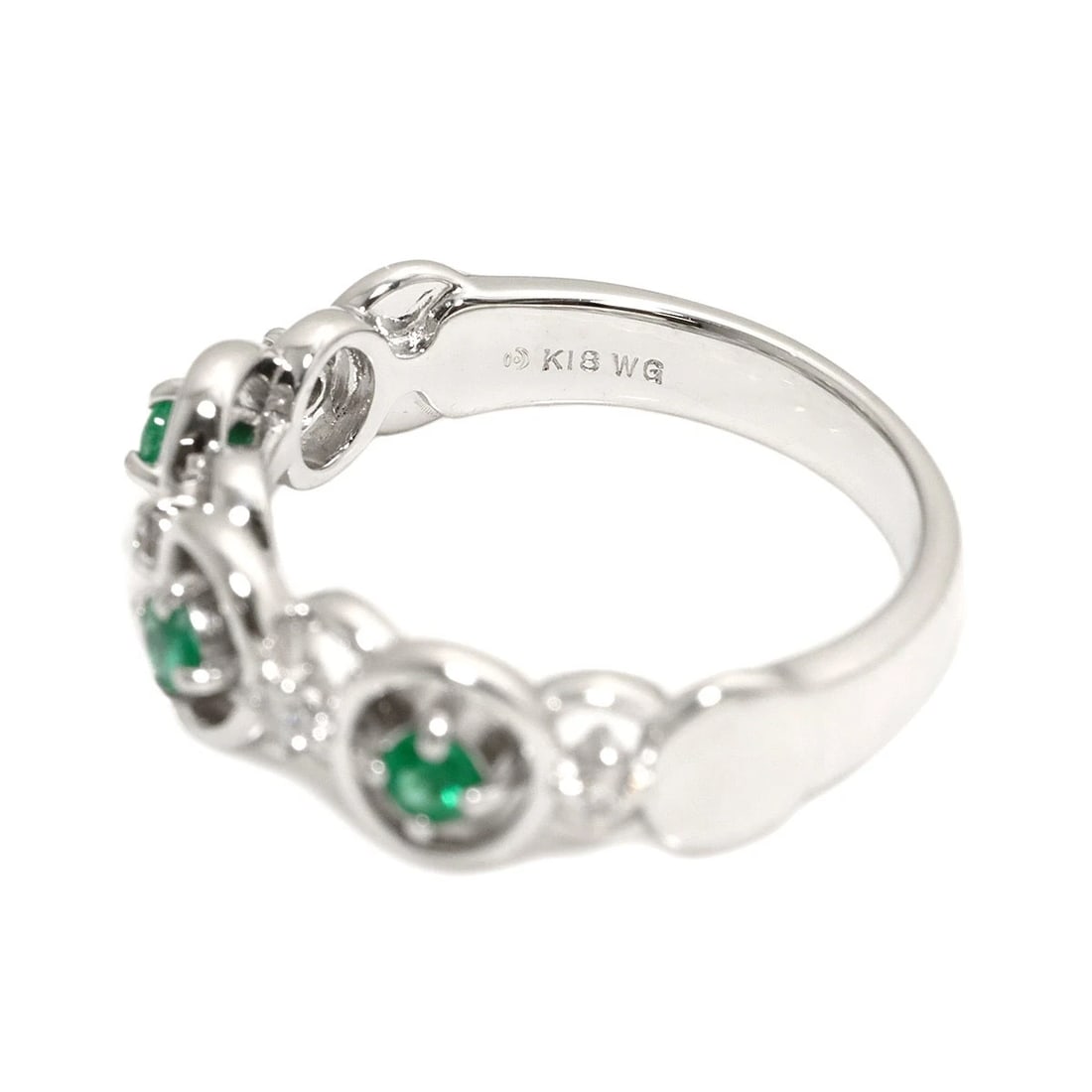 TASAKI EMERALD DIAMOND RING 18K WG 750: TASAKI Emerald Diamond Ring 18K WG 750 Brand: TASAKI Type/Style: Ring Material: 750 White Gold, Main Stone/Creation Emerland Color: White Gold Size: 6.25-6.5 (US) Accessories: None Accessories