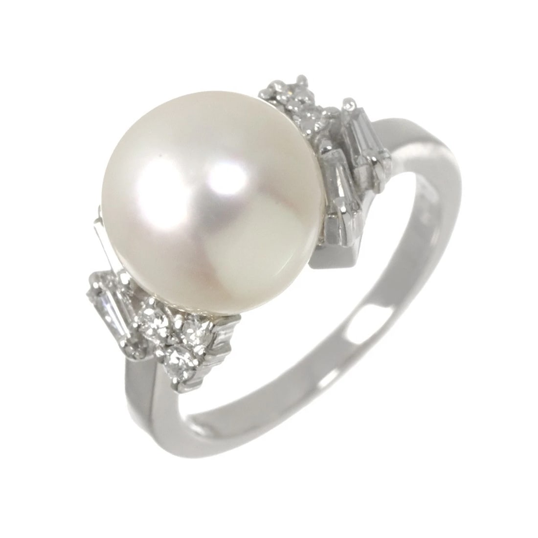TASAKI SOUTH SEA PEARL DIAMOND RING (1 of 4)