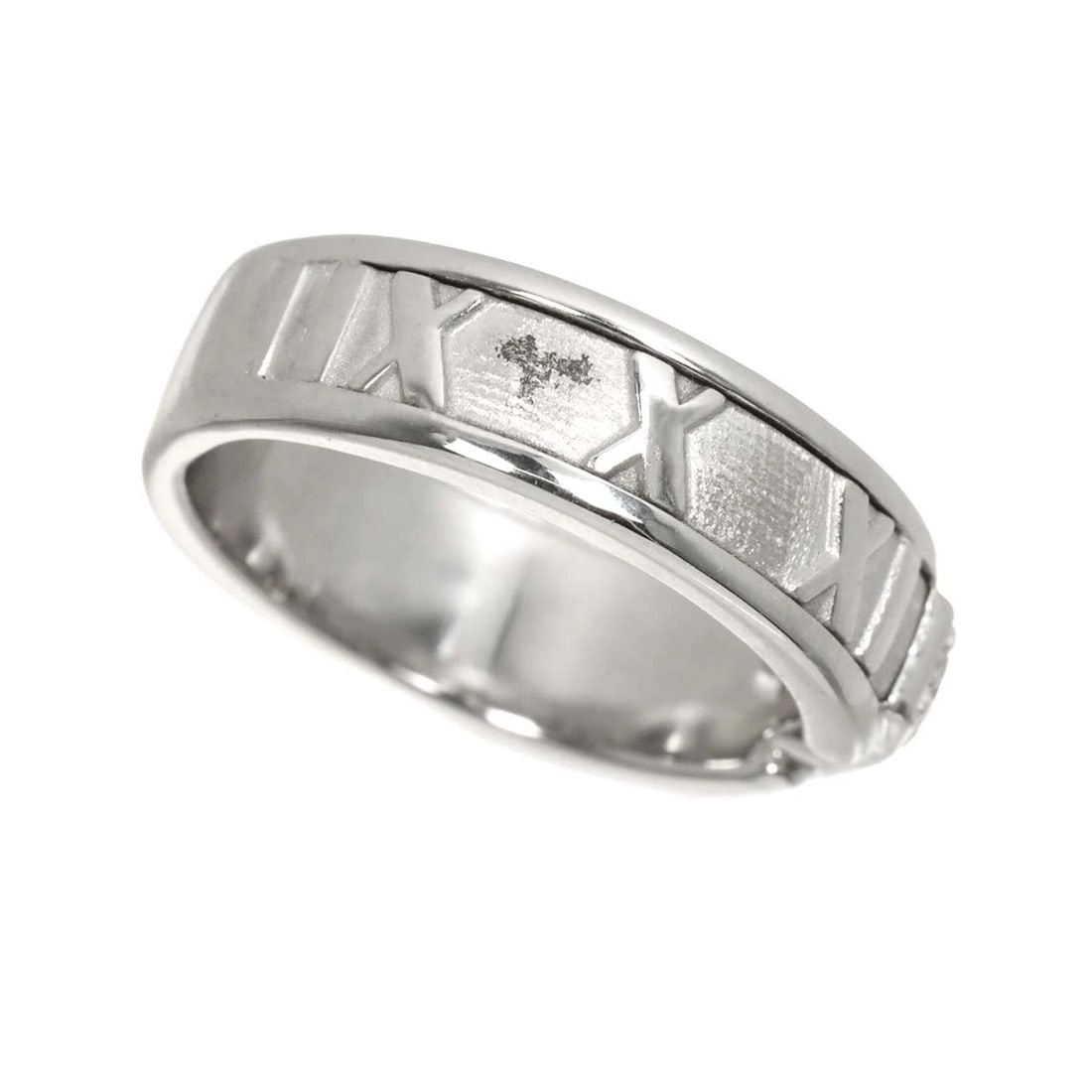TIFFANY CO. ATLAS DIAMOND RING 18K WHITE GOLD 750: TIFFANY Co. Atlas Diamond Ring 18K White Gold 750 Brand: TIFFANY Co. Type/Style: Ring Material: 750White Gold, Main Stone/Creation Natural Color: White Gold Size: 4.75-5 (US) Accessories: None