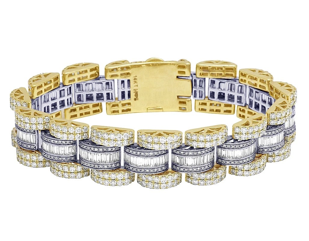 14K YELLOW/ WHITE BAGUETTE DIAMOND STYLE BRACELET: 14K Yellow/ White Baguette Diamond Style Bracelet Brand: none Type/Style: Bracelet Material: 14K , Yellow/ White, Main Stone/Creation Yellow/ White Color: Natural Size: Length 8.5 in Width 17MM Ac