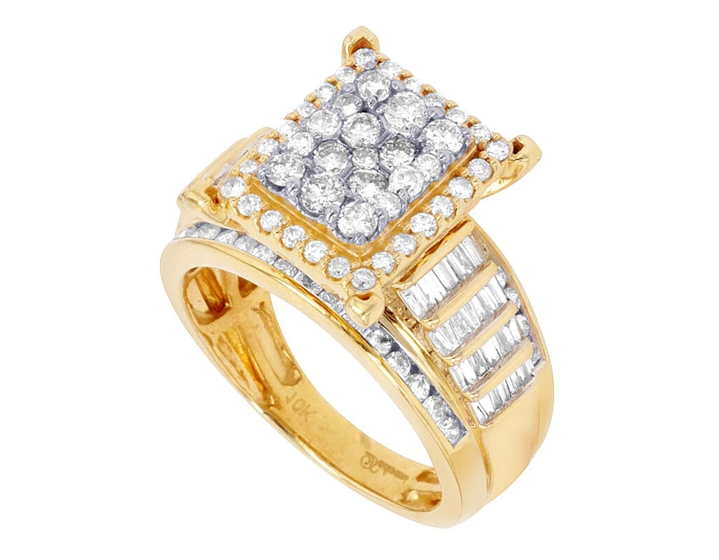 SQUARE CLUSTER DIAMOND RING - 3