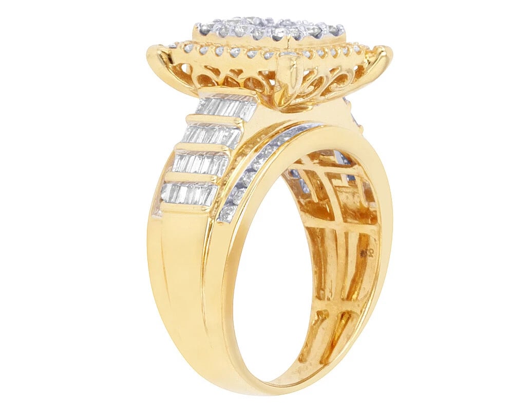 SQUARE CLUSTER DIAMOND RING - 4
