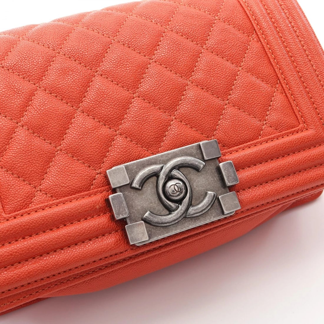 CHANEL SMALL SHOULDER BAG - 3