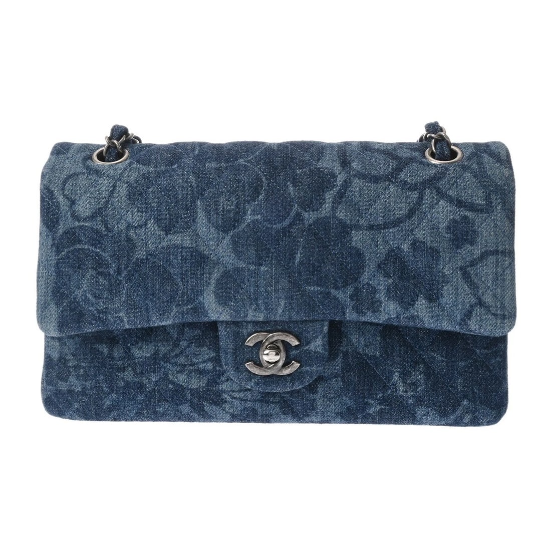 CHANEL W-FLAP CHAIN SHOULDER 25 MATRASSE BLUE SHOULDER BAG: CHANEL W-flap Chain Shoulder 25 Matrasse blue Shoulder Bag Brand: CHANEL Type/Style: Shoulder Bag Material: none Color: blue ? Antique Silver Metal Size: H:about 5.9inch W:about 9.8inch D:about 2.4inc