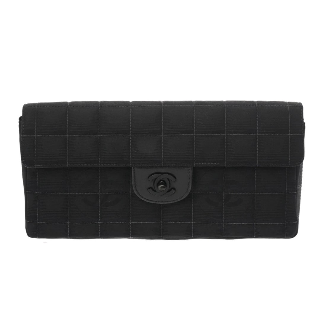 CHANEL CHAINSHOULDER NYLON BLACK SHOULDER BAG: CHANEL ChainShoulder Nylon black Shoulder Bag Brand: CHANEL Type/Style: Shoulder Bag Material: Nylon Color: black ? Black Metal Size: H:about 5.1inch W:about 10.2inch D:about 1.6inch Accessories: