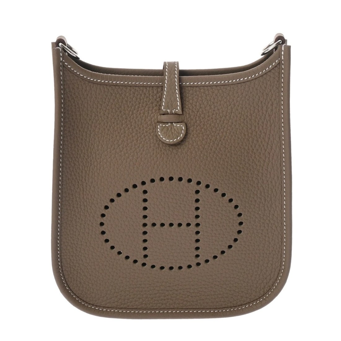 HERMES EVELYN TPM TAURILLON CLEMENCE ETOPE SHOULDER BAG: HERMES Evelyn TPM Taurillon Clemence Etope Shoulder Bag Brand: HERMES Type/Style: Shoulder Bag Material: Taurillon Clemence Color: Etope ? SilverMetal Size: H:about 6.7inch (Center) W:about 6.7inch (m