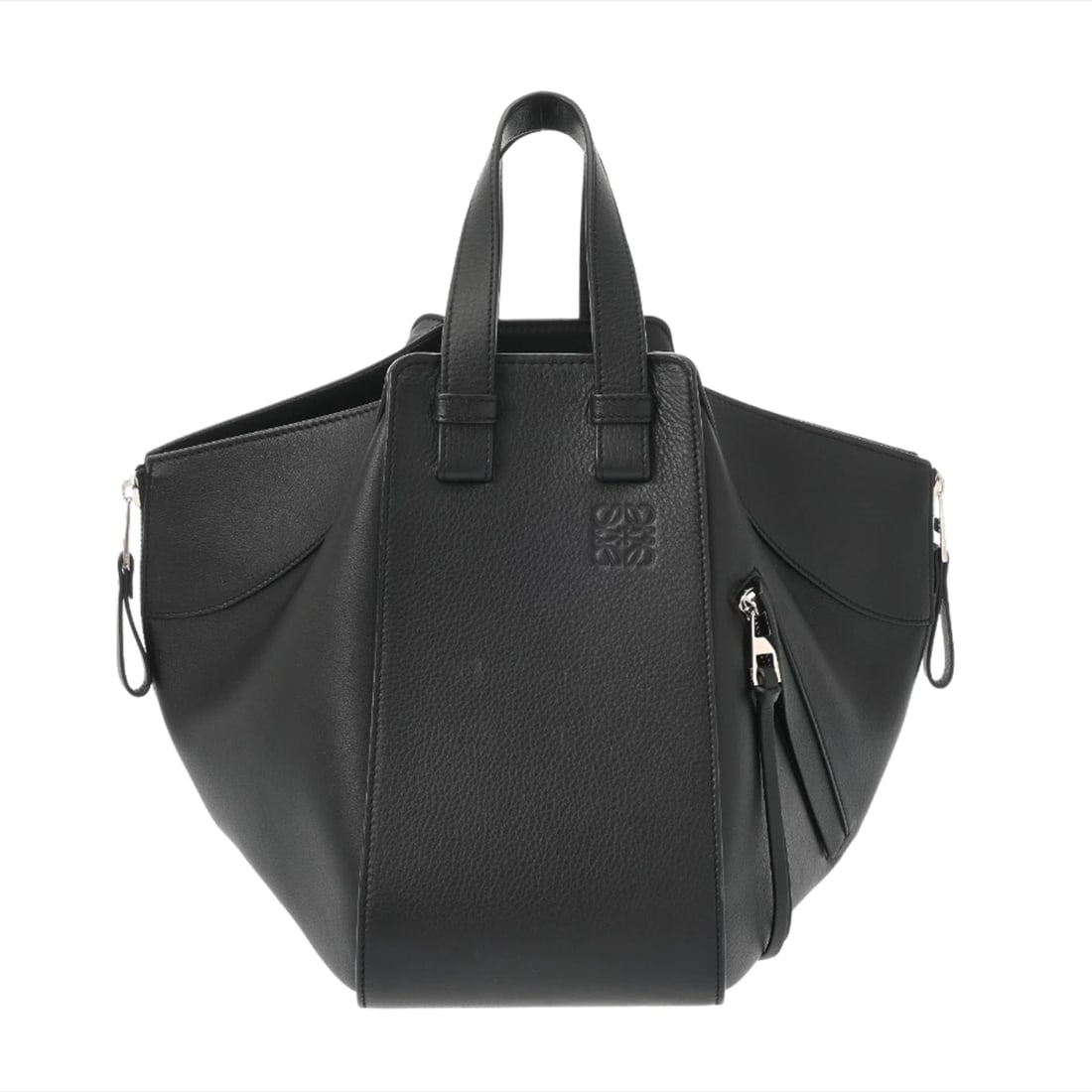LOEWE HAMMOCK BAG SMALL CALF LEATHER BLACK SHOULDER BAG: LOEWE Hammock bag small Calf leather black Shoulder Bag Brand: LOEWE Type/Style: Shoulder Bag Material: Calf leather Color: black ? SilverMetal Size: H:about 9.4inch W:about 10.4inch Bottom D:about 5.