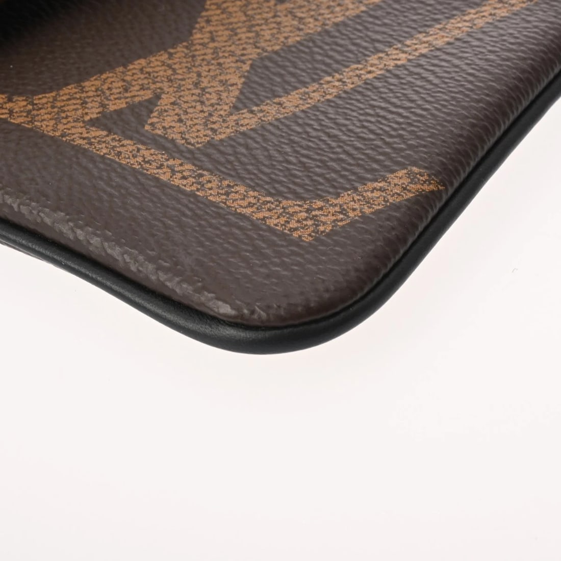LOUIS VUITTON POCHETTE MONOGRAM GIANT REVERSE - 6
