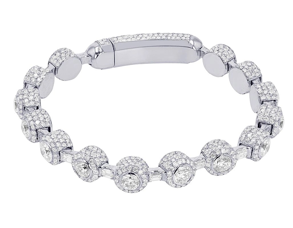 50 PTR SOLITAIRE DIAMOND 3D TENNIS BRACELET: 50 Ptr Solitaire Diamond 3D Tennis Bracelet Brand: none Type/Style: Bracelet Material: 10K , White Gold, Main Stone/Creation White Color: Natural Size: Dimension L 8" , W 8.5MM Accessories: None <