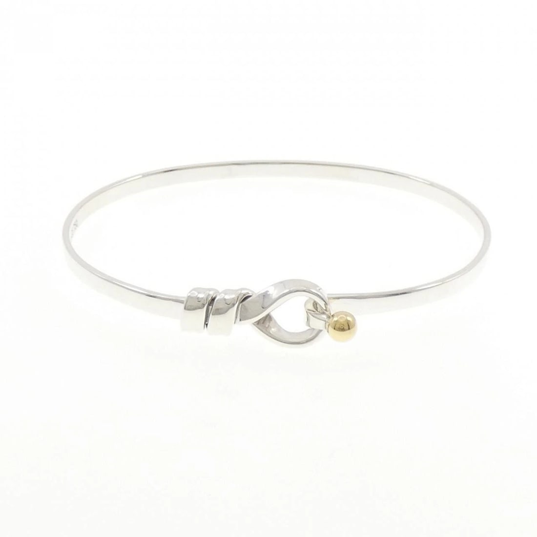 TIFFANY & CO. HOOK & EYE BANGLE: TIFFANY & Co. Hook & Eye Bangle Brand: TIFFANY&Co. Type/Style: TIFFANY & Co. Bracelet Material: 925Silver/750Yellow Gold, Color: YG,Silver Size: 17cm Actual Size Max width approx: 9.1mm Accessories: