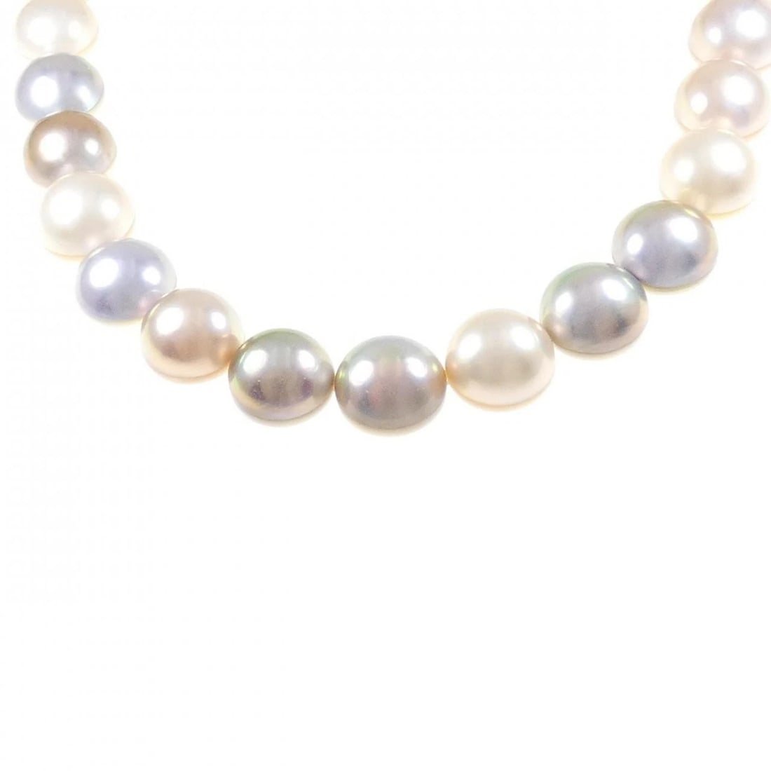 TASAKI MABE PEARL NECKLACE: Tasaki Mabe Pearl Necklace Brand: TASAKI Type/Style: Tasaki Necklace Material: 14 white gold, Main Stone/Creation mabe Pearl Color: White Gold Size: 46cm Actual Size Max width approx: 14.8mm Acces