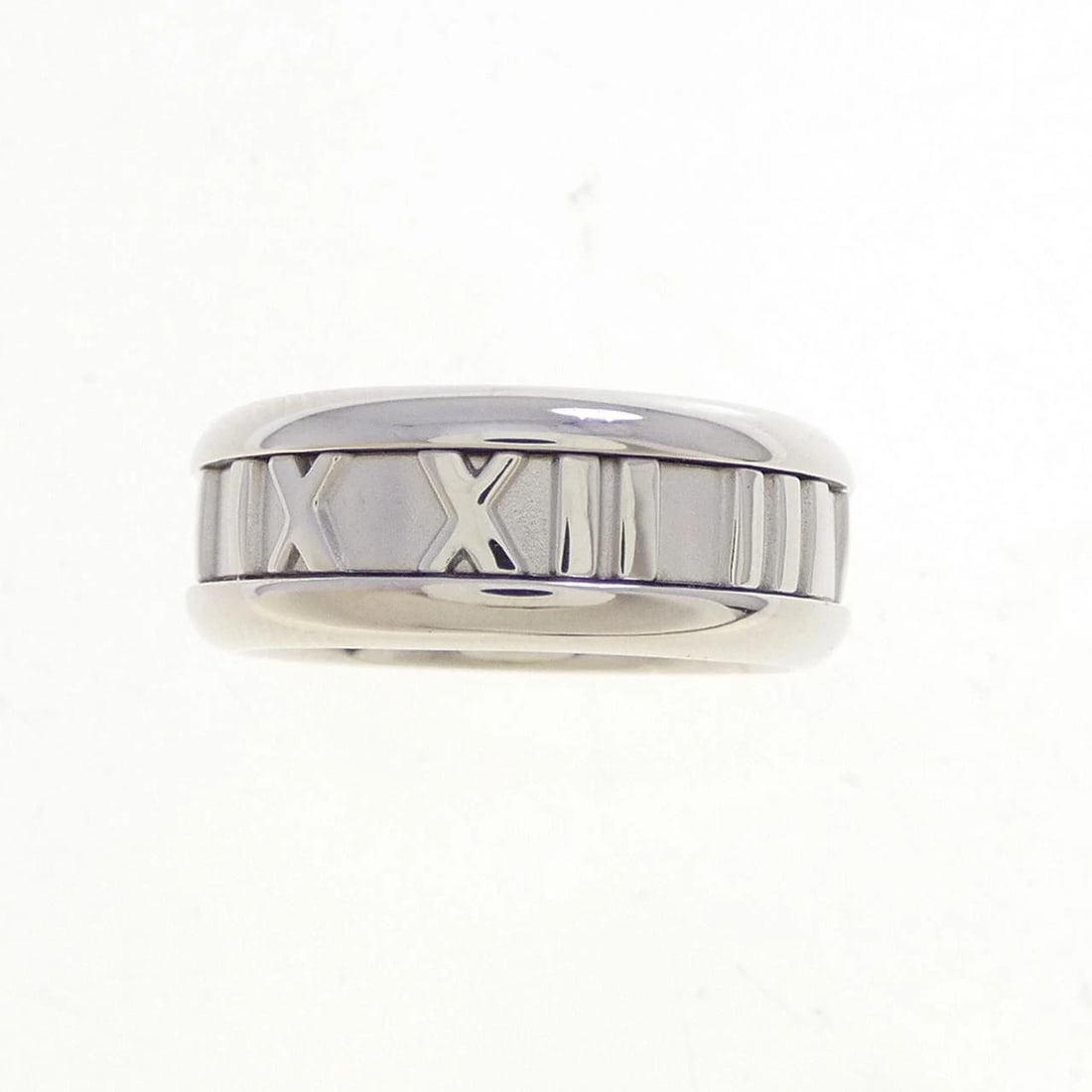 TIFFANY&CO. ATLAS RING: TIFFANY&Co. Atlas Ring Brand: TIFFANY&Co. Type/Style: TIFFANY & Co. Ring Material: 750 white gold, Color: White Gold Size: US4 1/4 Accessories: None Accessories Notice: When purchasing pre-owned