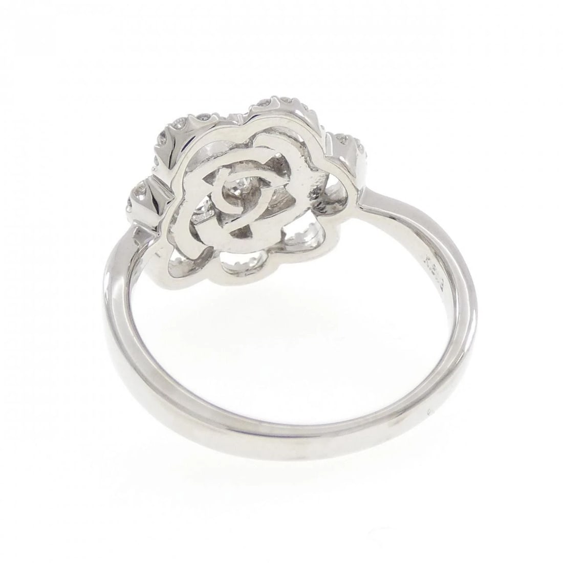 K18WG FLOWER DIAMOND RING - 3