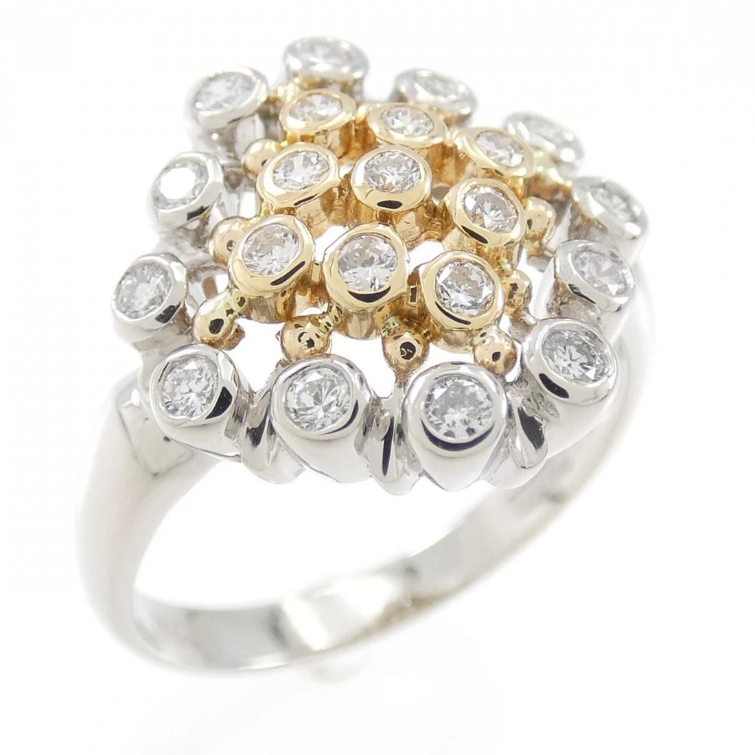 PT/K18YG DIAMOND RING: PT/K18YG Diamond Ring Brand: Unbranded Type/Style: Diamond Ring Material: PT/K18YG, Main Stone/Creation NATURAL Color: YG,Silver Size: US 6 1/4 Accessories: None Accessories Notice: When purchasing