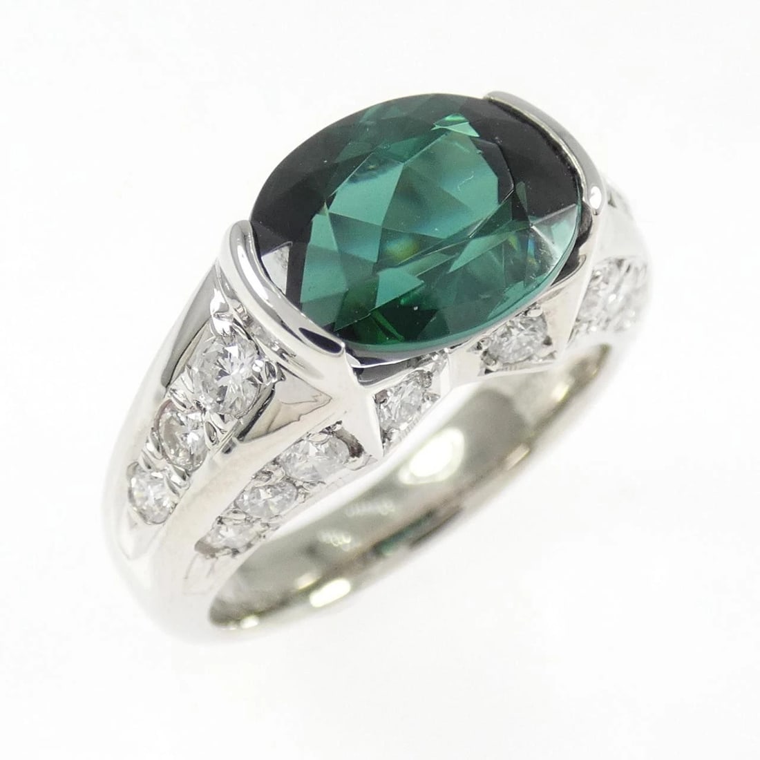 PT900 TOURMALINE RING (1 of 3)