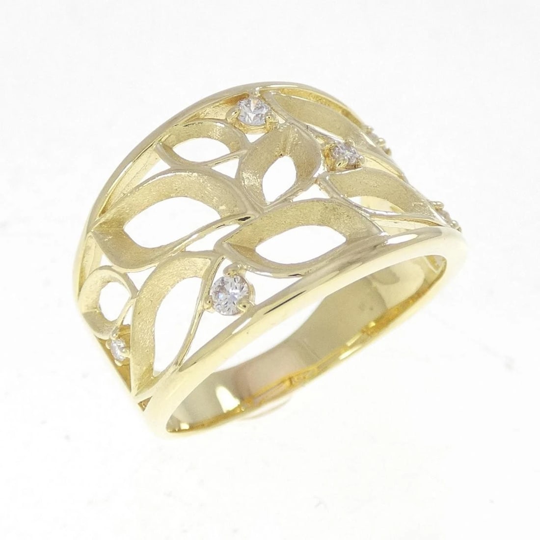 K18YG DIAMOND RING: K18YG Diamond Ring Brand: Unbranded Type/Style: Diamond Ring Material: K18YG, Main Stone/Creation Natural Color: Yellow gold Size: US 7 3/4 Accessories: None Accessories Notice: When purchasing