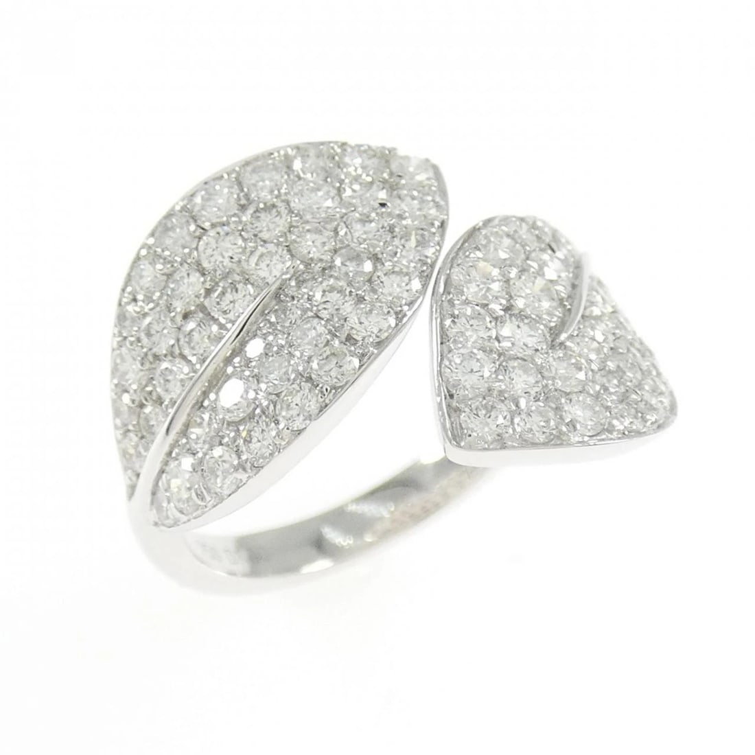 750WG LEAF DIAMOND RING: 750WG Leaf Diamond Ring Brand: Unbranded Type/Style: Diamond ring Material: 18k White Gold, Main Stone/Creation Natural Color: White Gold Size: US 3.5 Accessories: None Accessories Notice: When