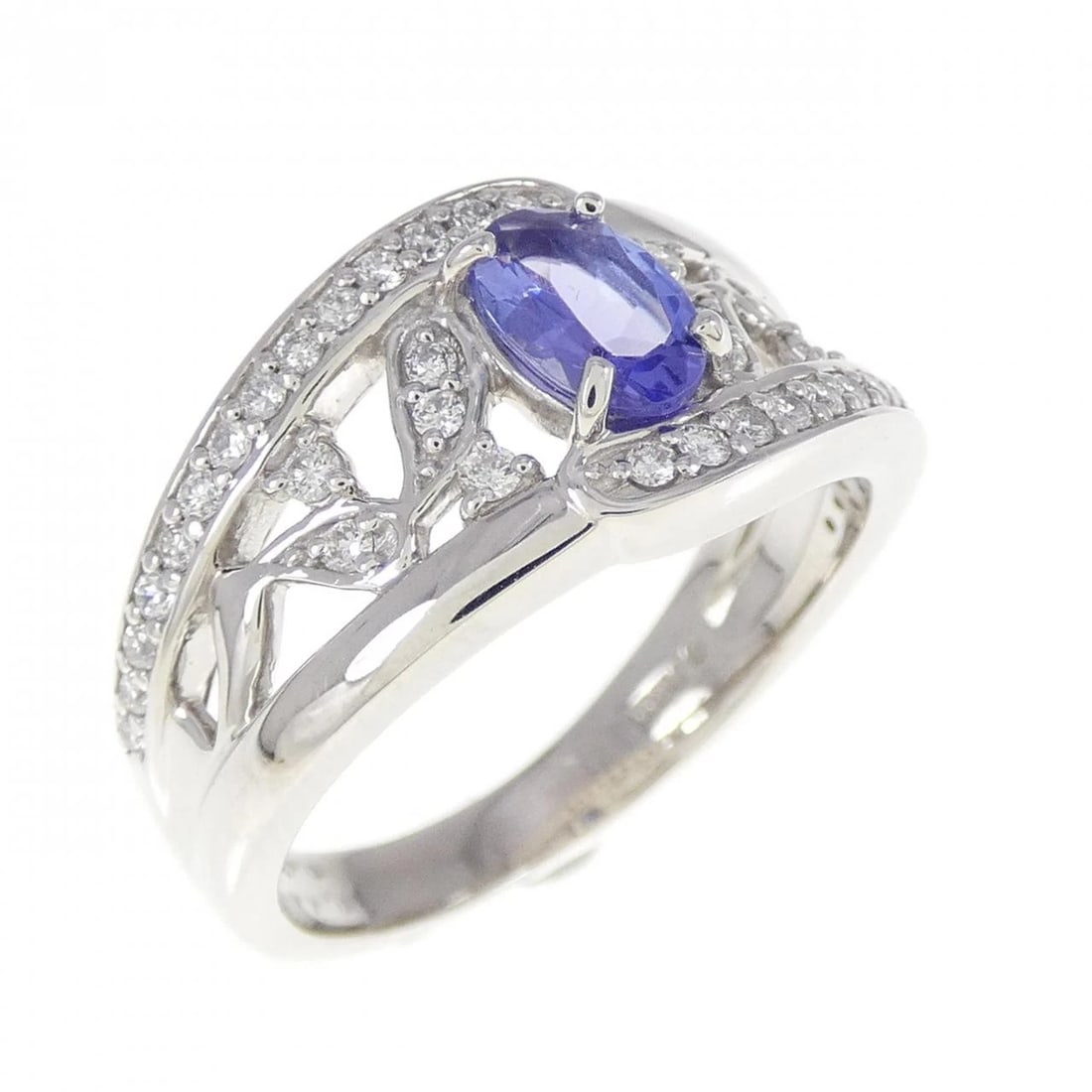 PT TANZANITE RING: PT Tanzanite Ring Brand: Unbranded Type/Style: Tanzanite Ring Material: PT, Main Stone/Creation Tanzanite Secondary Stone Diamond Color: Silver Size: US 6 1/4 Accessories: None Accessories Notice: