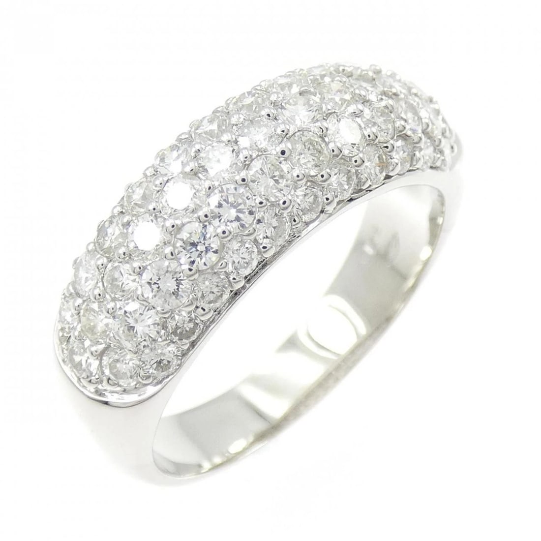 K18WG PAVE DIAMOND RING: K18WG Pave Diamond Ring Brand: Unbranded Type/Style: Diamond Ring Material: 18k White Gold, Main Stone/Creation Natural Color: White Gold Size: US 7 3/4 Accessories: None Accessories Notice: When