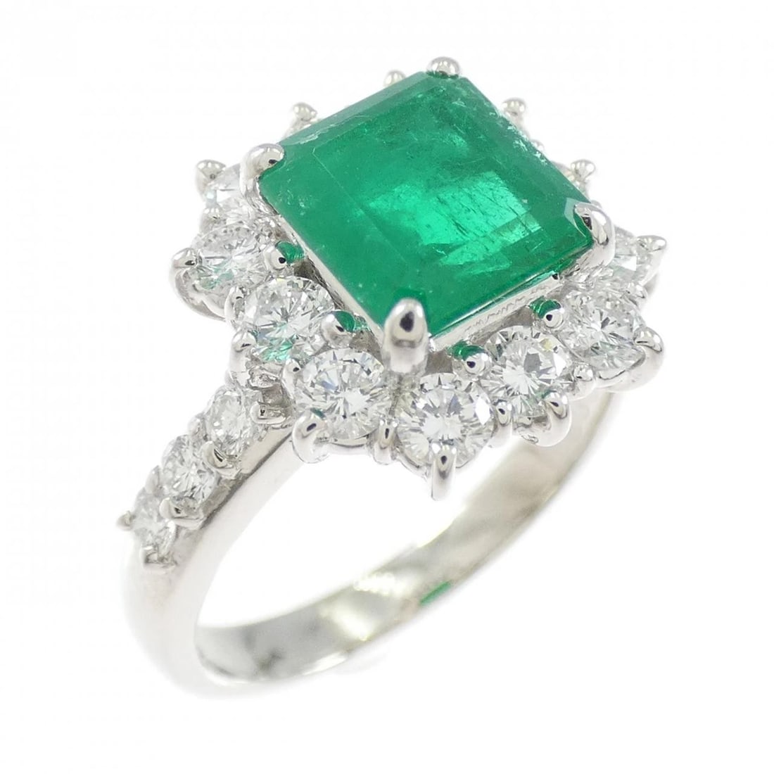 PT900 EMERALD RING: PT900 Emerald Ring Brand: Unbranded Type/Style: Emerald ring Material: PT900, Main Stone/Creation EmeraldSecondary Stone Diamond Color: Silver Size: US 5.5 Accessories: None Accessories No